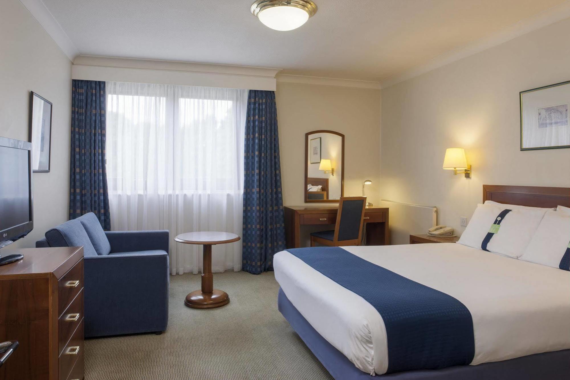 Holiday Inn Haydock By Ihg Екстериор снимка